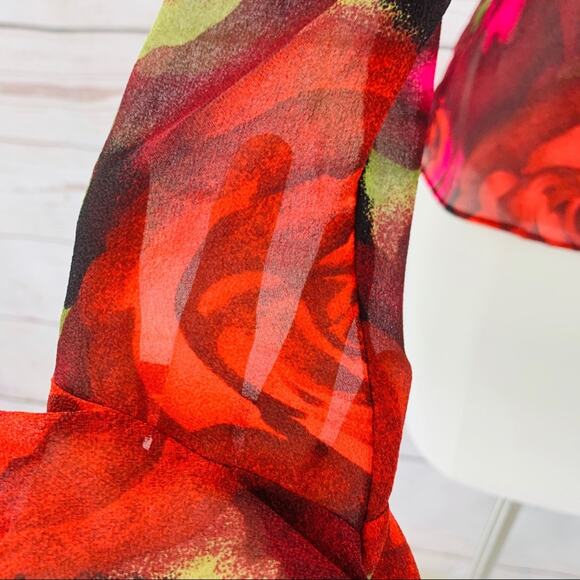 Cache sheer floral rose red black ruffle neck - Picture 6 of 9